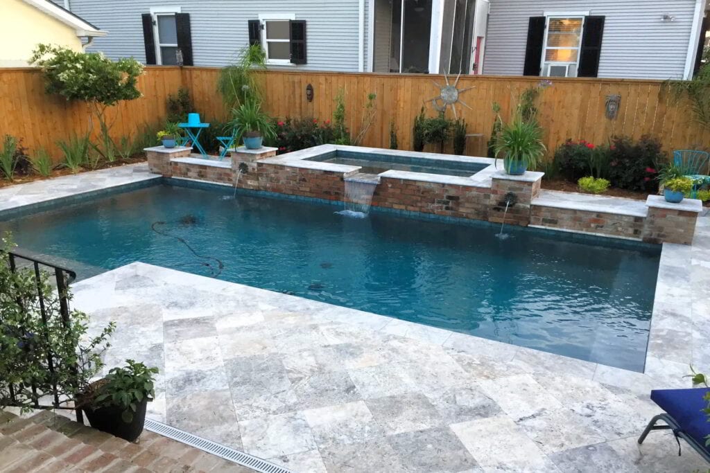 custom swimming pool builders