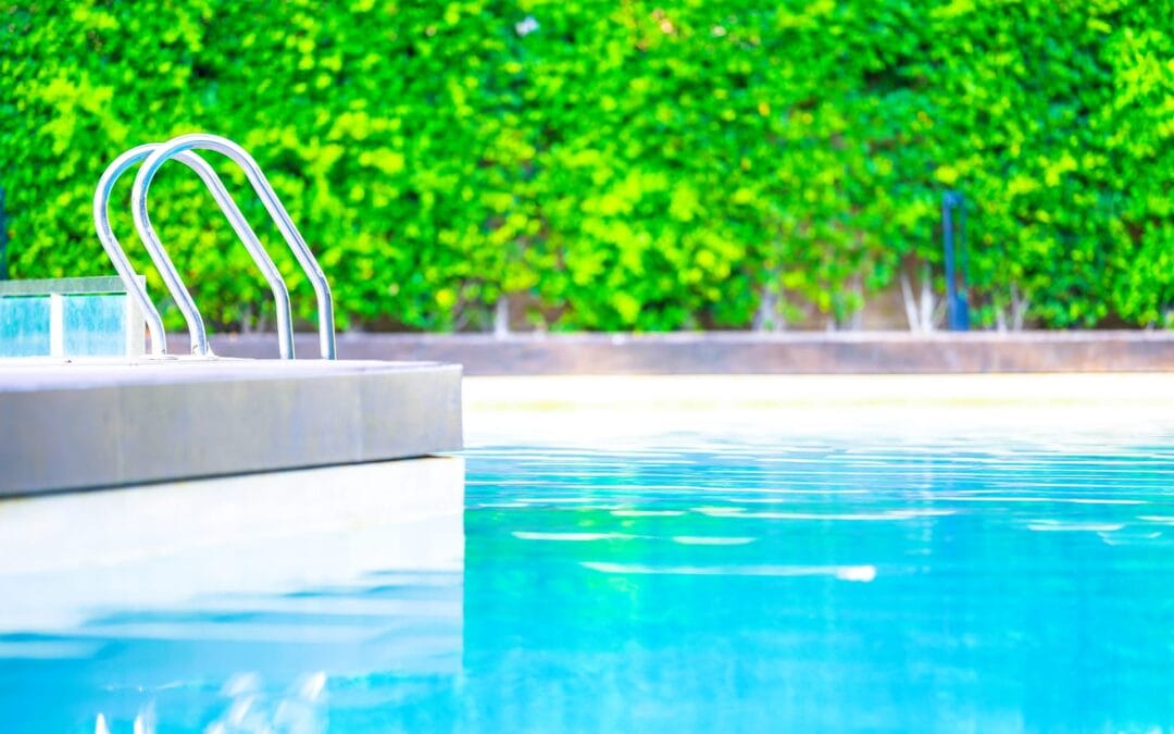 7 Reasons Swimming Pool Water Levels Fluctuate